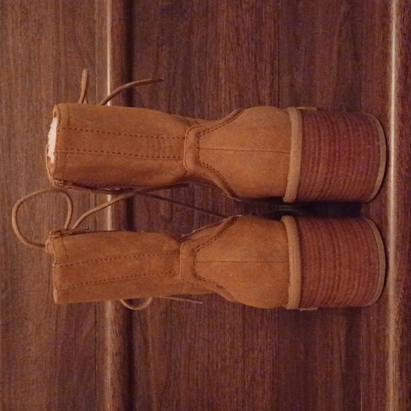 Baretraps Hadlee Faux Suede Lace Up and Zip Up Boots - Size 8 - New With Box - Picture 3 of 8